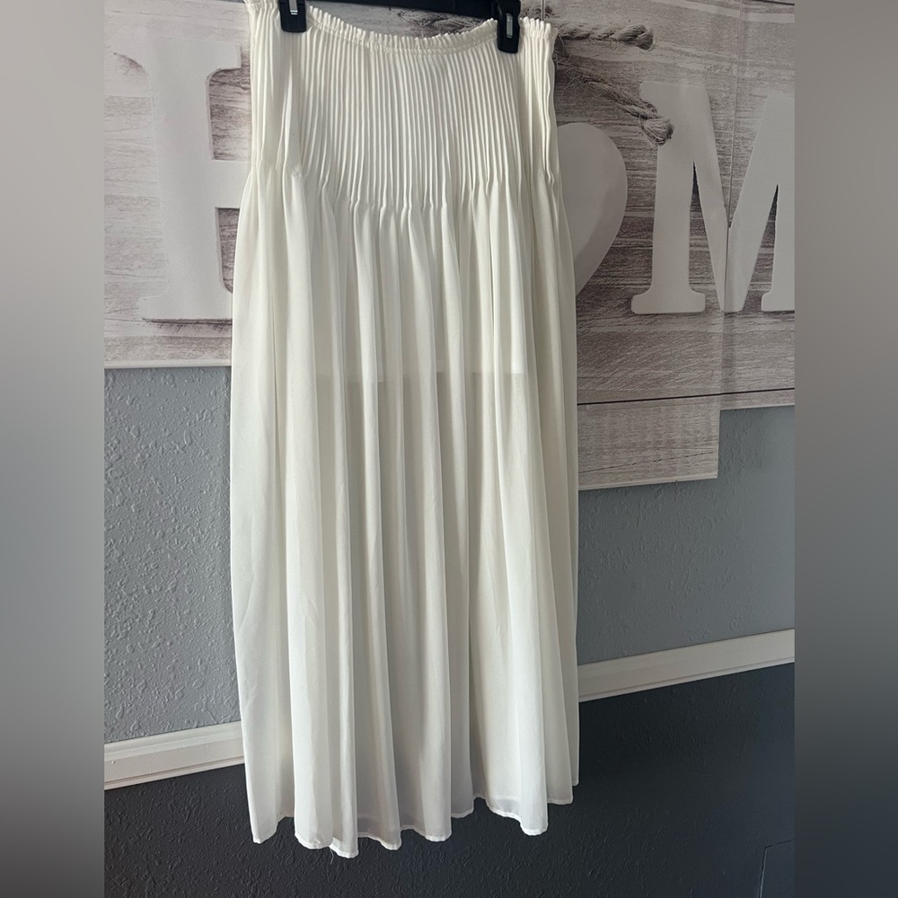 Sans Souci White Pleated Maxi Skirt - Sz L